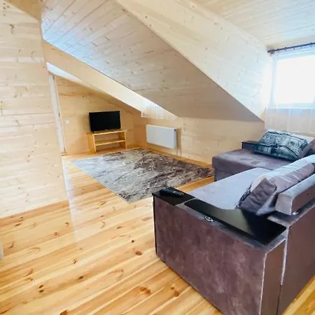 бо&не 別荘 ヤブルニツァ