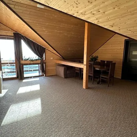 бо&не * يابلونيتسيا