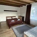Tatil Evi бо&не Yablunytsia