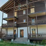 бо&не Tatil Evi *